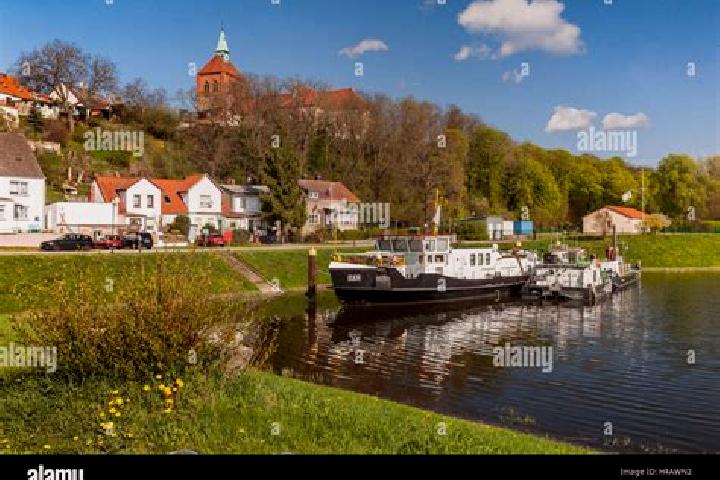 Aurora, 38 — Escort in Arneburg, Germany