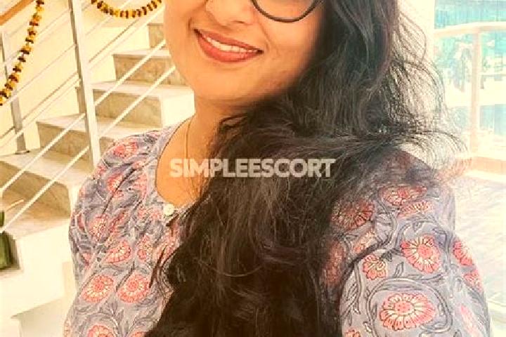 Aurora, 38 — Escort in Madurai, India