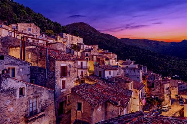 Aurora, 38 — Escort in Morano Calabro, Italy