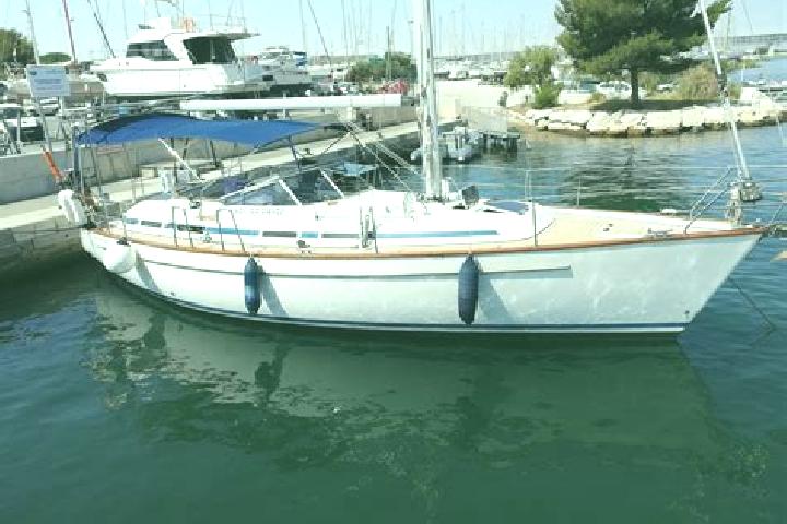 Aurora, 38 — Escort in Nouvoitou, France