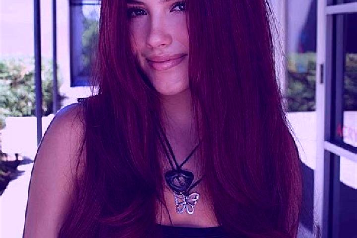 Aurora, 39, a auburn dark-eyed middle eastern companion based in Augsdorf. Offering Girlfriend Experience, Domination, Striptease. Available for incall and o...
