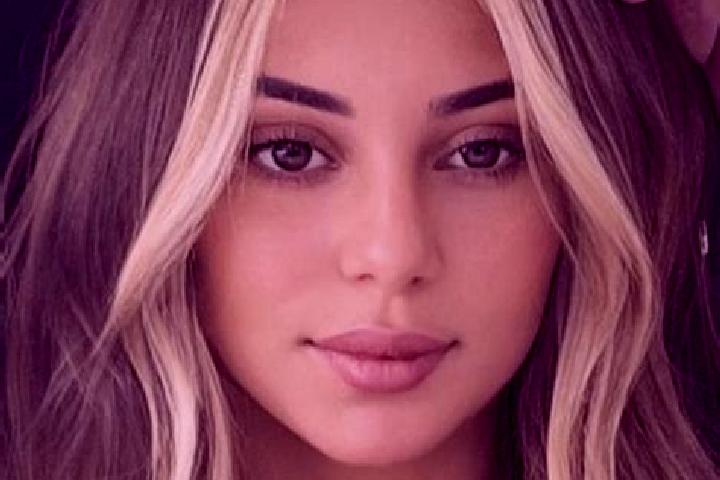 Aurora, 39, a blonde brown-eyed caribbean companion based in Baishijie. Offering A-Level, Duos, Domination, Couples. Available for incall and outcall, day an...