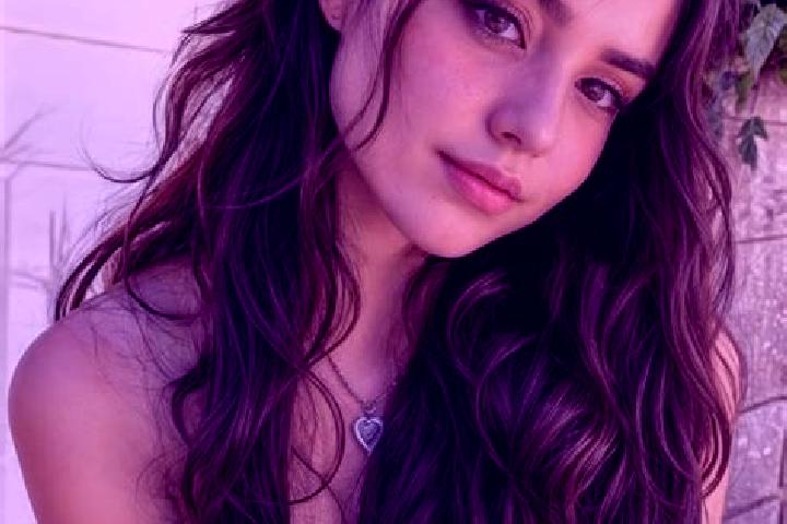 Aurora, 39, a brunette amber-eyed middle eastern companion based in Leidenborn. Offering Tantra, Deep French Kissing, Domination, Roleplay, Overnight. Availa...