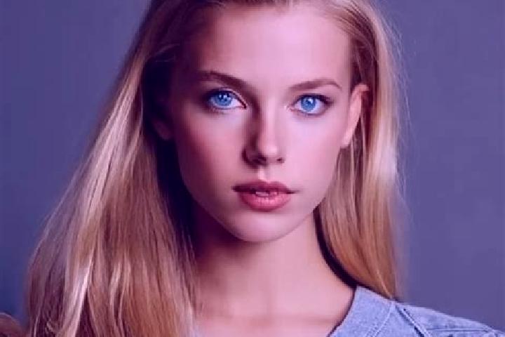 Aurora, 39, a dark blonde blue-eyed slavic companion based in Dayr al Balah. Offering Tantra, Dinner Date, Overnight, Girlfriend Experience. Available for in...