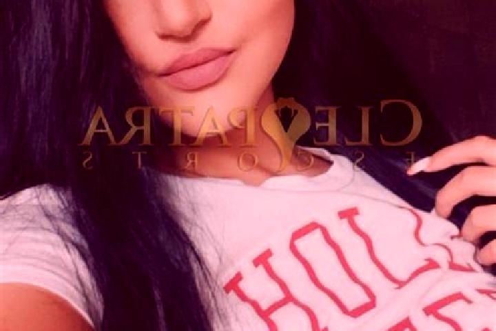 Aurora, 39, a red blue-eyed asian companion based in Morro Cabeca no Tempo. Offering Domination, Travel Companion, Massage, Tantra, OWO. Available for incall...