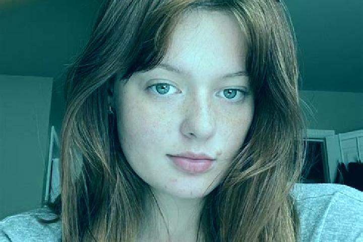 Aurora, 39, a red grey-eyed caucasian companion based in Taisnieres-sur-Hon. Offering Deep French Kissing, OWO, Girlfriend Experience, A-Level. Available for...