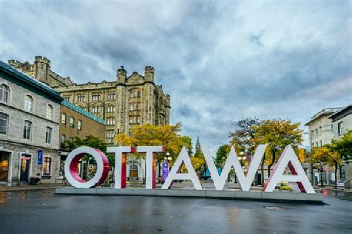 Aurora, 39 — Escort in ByWard Market, Canada