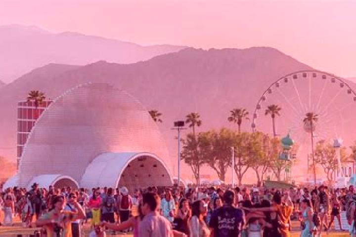 Aurora, 39 — Escort in Coachella, United States