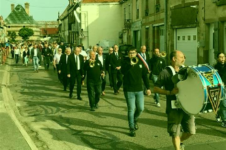 Aurora, 39 — Escort in Conflans-sur-Lanterne, France