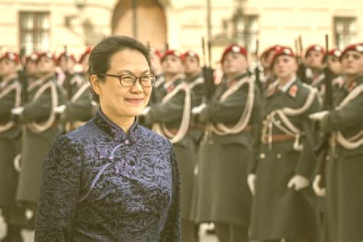 Aurora, 39 — Escort in Fanzhuang, China