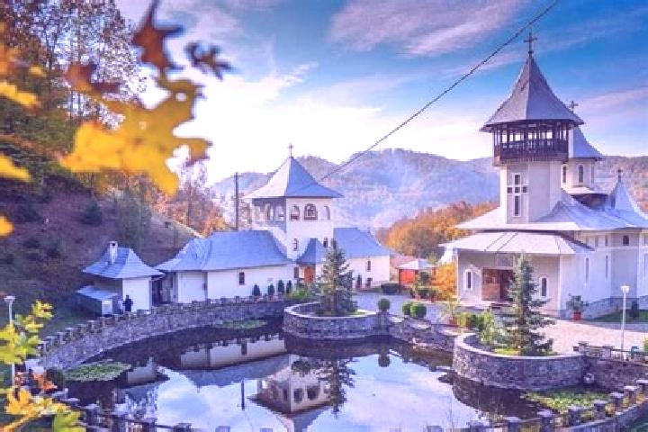 Aurora, 39 — Escort in Muncelu, Romania
