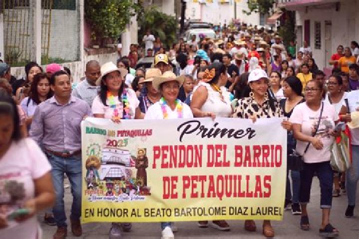 Aurora, 39 — Escort in Petaquillas, Mexico
