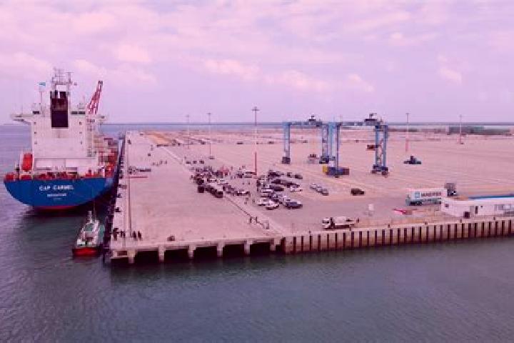 Aurora, 39 — Escort in Port Victoria, Kenya