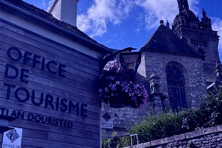 Aurora, 39 — Escort in Saint-Thegonnec, France