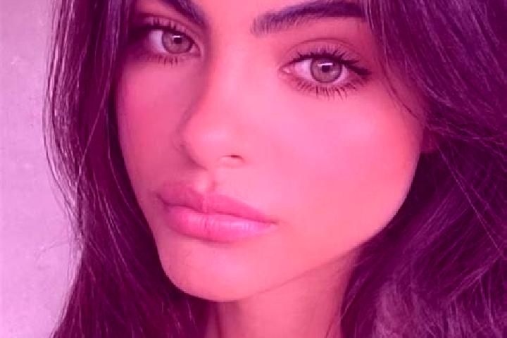Ava, 20, a auburn hazel-eyed middle eastern companion based in Diyangping. Offering Travel Companion, Girlfriend Experience, Domination, Erotic Massage, Over...