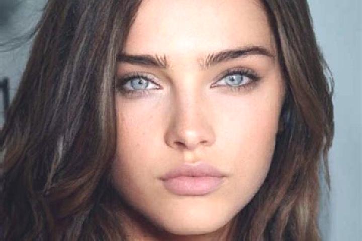 Ava, 20, a brunette blue-eyed mediterranean companion based in Betzenweiler. Offering BDSM, Striptease, Party Girl, Dinner Date. Available for incall and out...