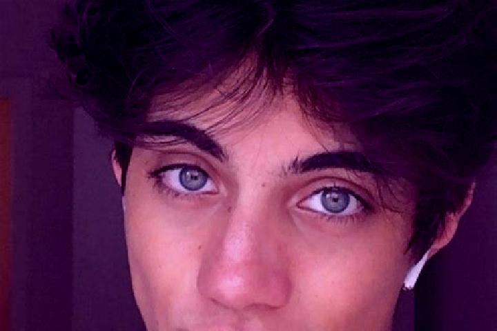 Ava, 20, a chestnut green-eyed caucasian companion based in Tambaksari. Offering Massage, Prostate Massage, BDSM, GFE. Available for incall and outcall, day ...