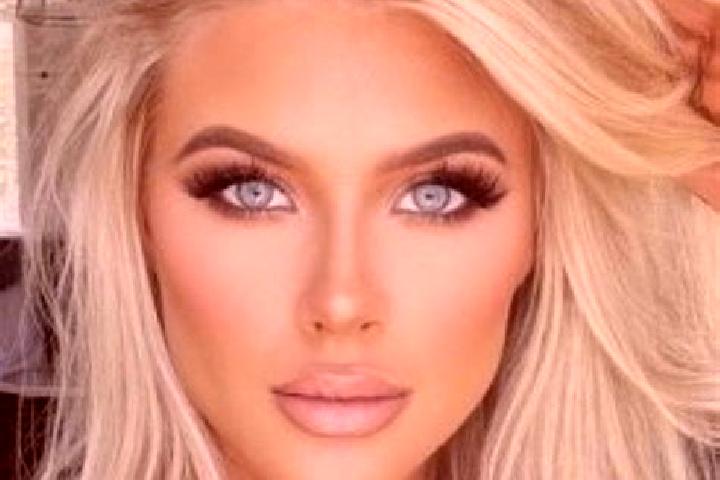 Ava, 20, a platinum blonde grey-eyed ebony companion based in Khwaeng Bang Plat. Offering BDSM, OWO, 69, CIM. Available for incall and outcall, overnight boo...