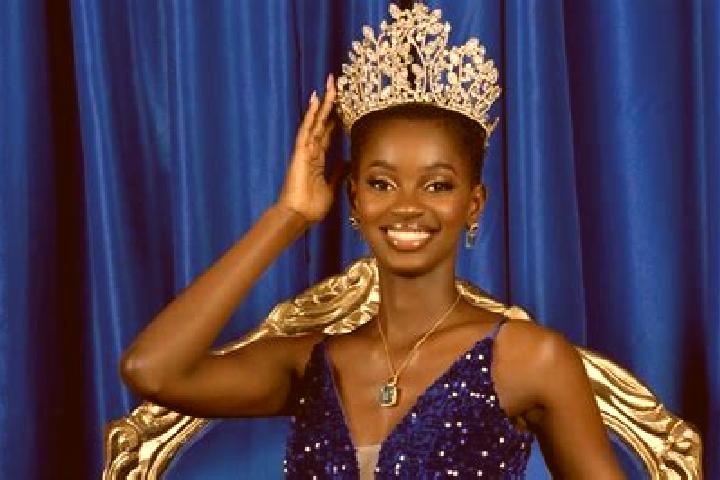 Ava, 20 — Escort in Kouassi-Nawa, Ivory Coast