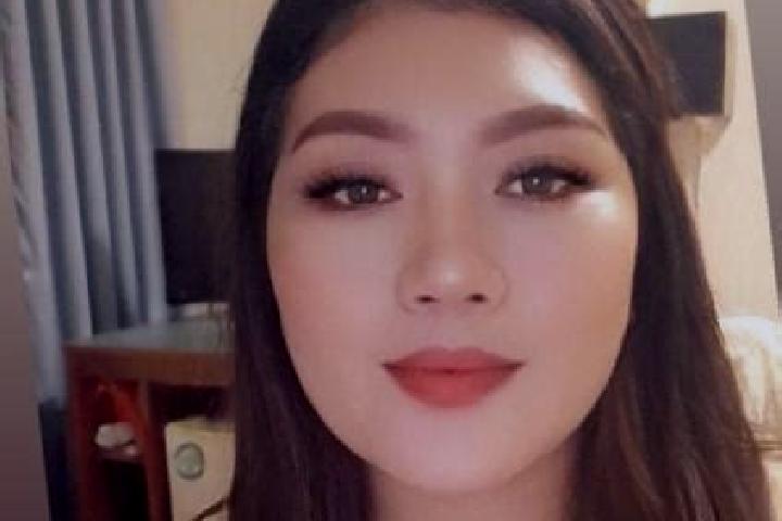 Ava, 21, a black grey-eyed asian companion based in Guernica. Offering Overnight, Fetish, Massage, Dinner Date. Available for incall and outcall, day and eve...