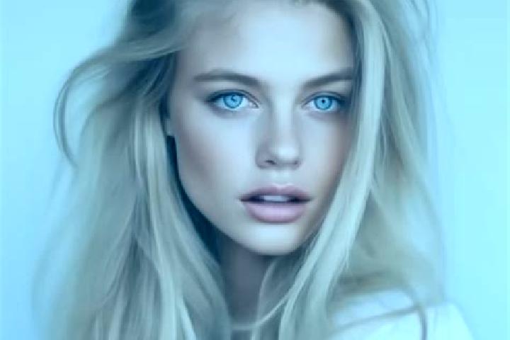Ava, 21, a blonde grey-eyed slavic companion based in San Martino Destra. Offering Party Girl, Travel Companion, Tantra, A-Level. Available for incall and ou...