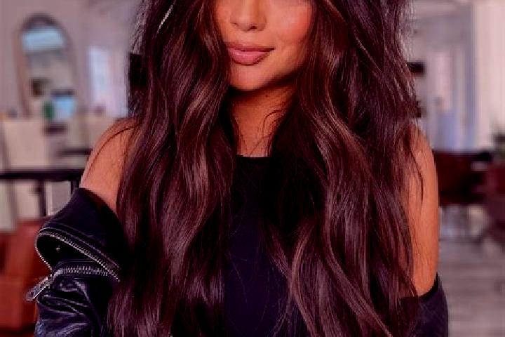 Ava, 21, a brunette dark-eyed asian companion based in Tekung. Offering CIM, Roleplay, BDSM. Available for incall and outcall, day and evening dates.