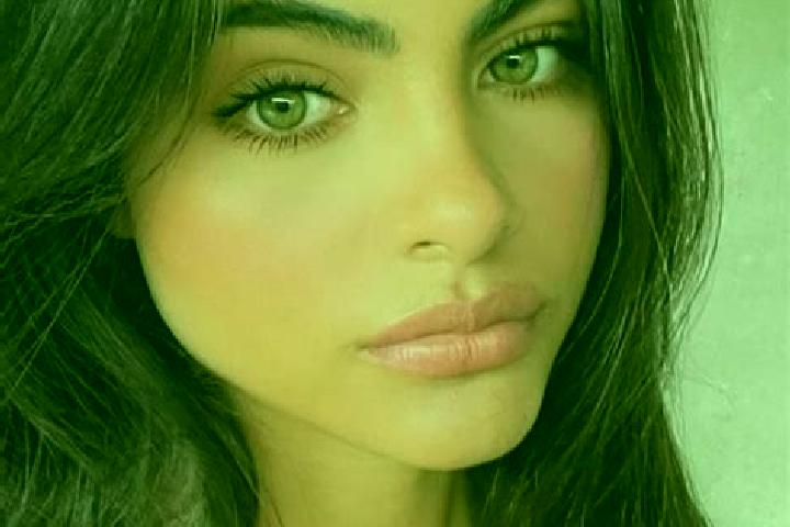 Ava, 21, a chestnut green-eyed indian companion based in Senggigi. Offering Girlfriend Experience, Domination, Travel Companion. Available for incall and out...