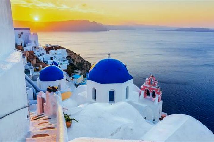 Ava, 21 — Escort in Panaitolion, Greece