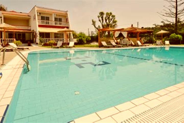 Ava, 21 — Escort in Paradeisi, Greece