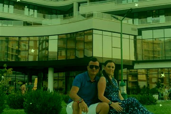 Ava, 21 — Escort in Perparim, Albania
