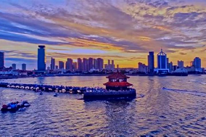 Ava, 21 — Escort in Qingdao, China