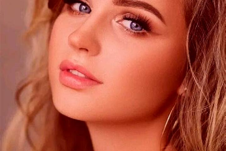 Ava, 22, a dark blonde blue-eyed caribbean companion based in Garzones (Santa Gertrudis). Offering Domination, Roleplay, Massage, Girlfriend Experience, Erot...