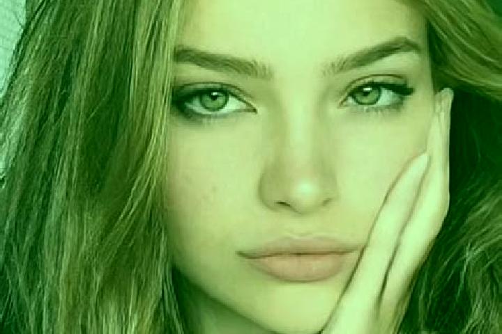 Ava, 22, a dark blonde hazel-eyed latina companion based in Rujewa. Offering 69, Deep French Kissing. Available for incall and outcall, overnight bookings av...