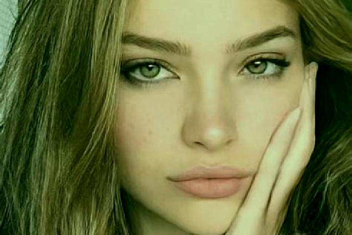 Ava, 22, a dark blonde hazel-eyed slavic companion based in Muris. Offering OWO, GFE, A-Level, Tantra. Available for incall and outcall, overnight bookings a...