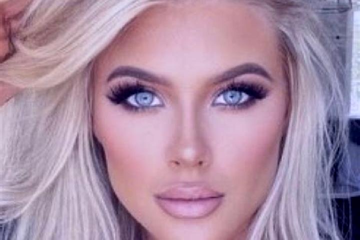 Ava, 22, a platinum blonde green-eyed mediterranean companion based in Fridley. Offering Duos, Roleplay, Striptease, Couples. Available for incall and outcal...