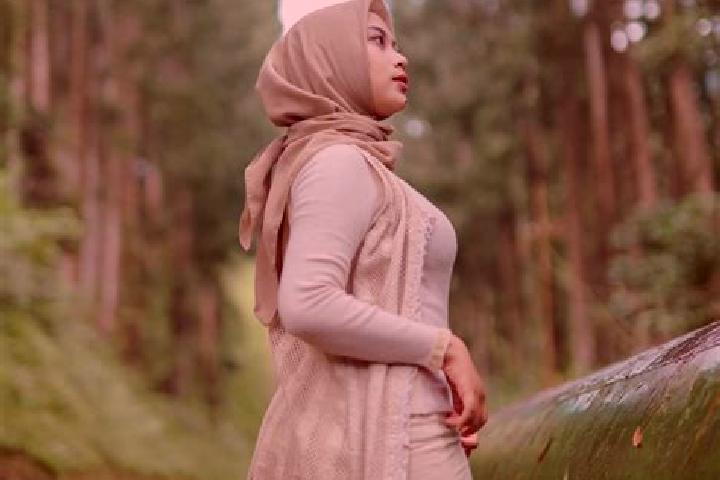 Ava, 22 — Escort in Baturaden, Indonesia