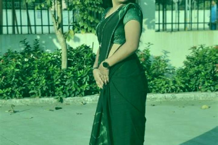 Ava, 22 — Escort in Chhaya, India