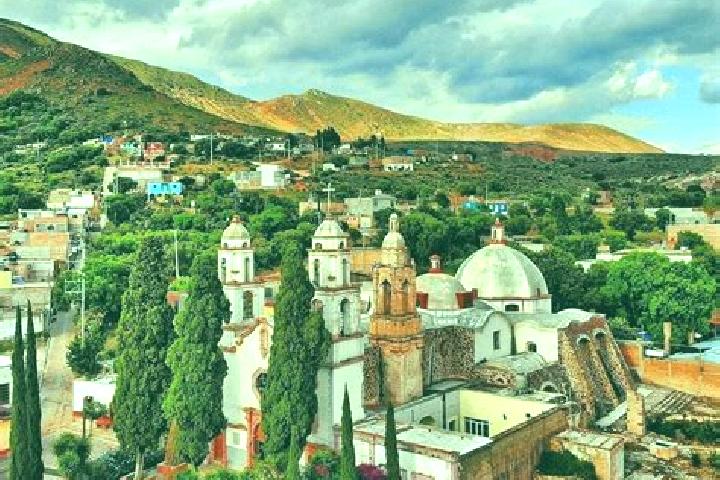 Ava, 22 — Escort in El Obraje, Mexico