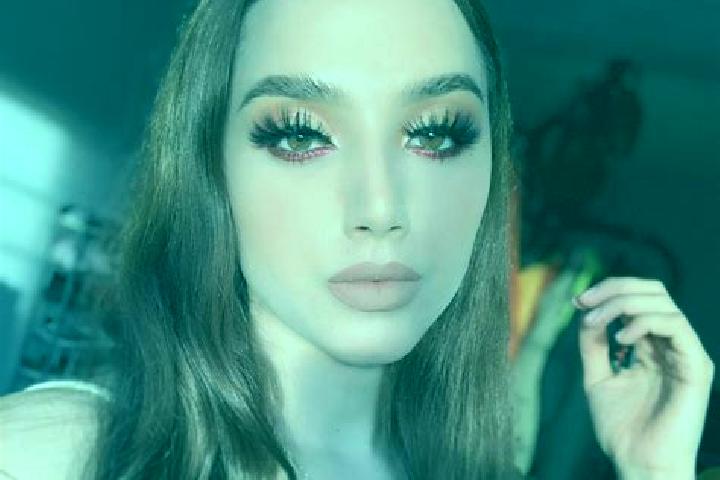 Ava, 22 — Escort in Granados, Mexico