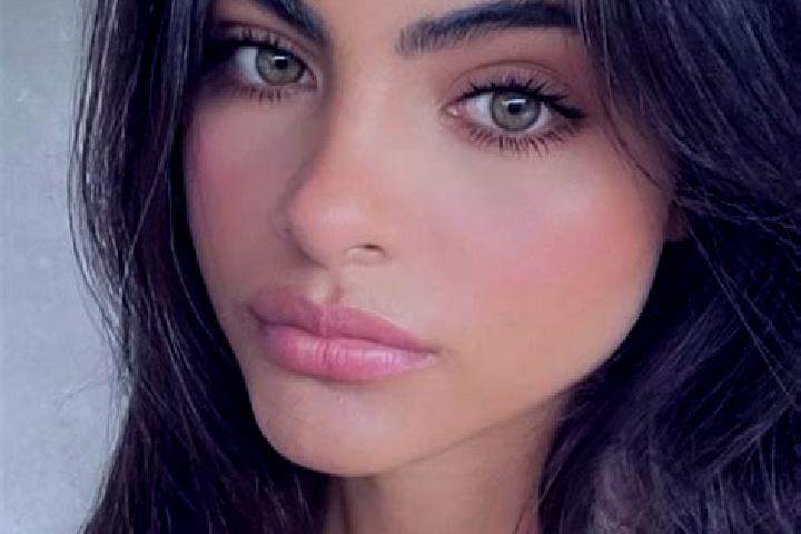 Ava, 23, a black hazel-eyed latina companion based in Horad Zhodzina. Offering Girlfriend Experience, Couples, 69. Available for incall and outcall, day and ...