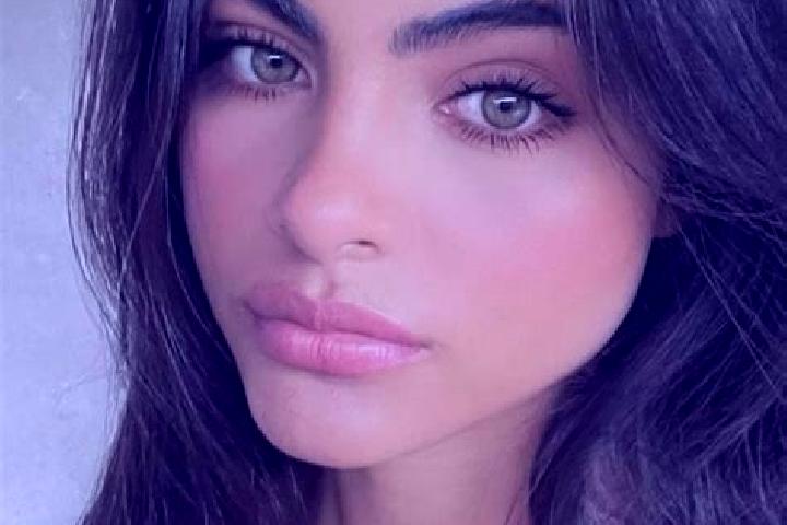 Ava, 23, a brunette green-eyed caribbean companion based in Wanquan. Offering 69, Girlfriend Experience, CIM, Couples. Available for incall and outcall, over...