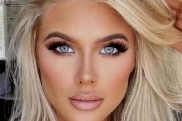 Ava, 23, a platinum blonde green-eyed ebony companion based in Laoxialu. Offering Duos, Fetish, Couples, Dinner Date. Available for incall and outcall, day a...