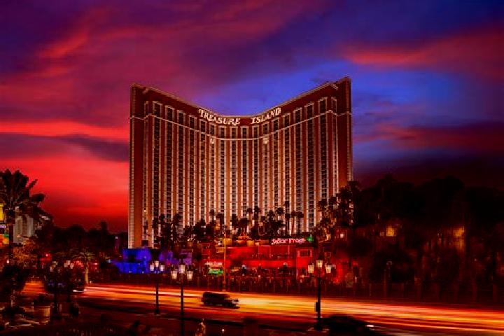 Ava, 23 — Escort in Grand Boulevard, United States