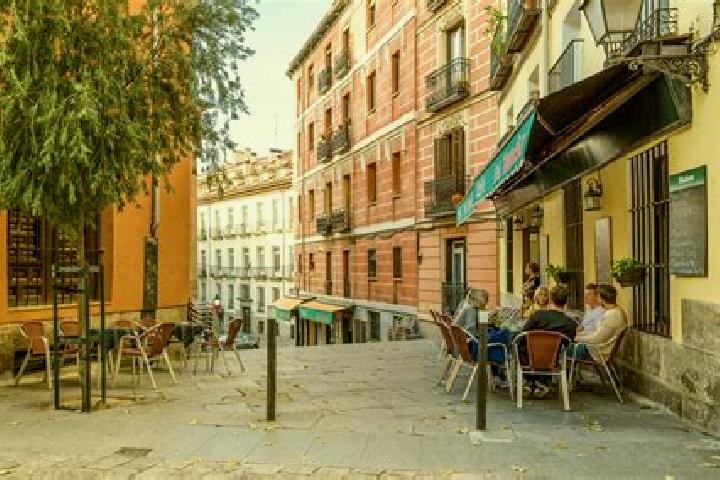 Ava, 23 — Escort in La Latina, Spain