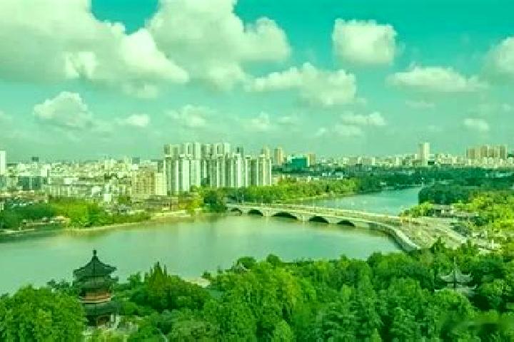 Ava, 23 — Escort in Laiwu, China