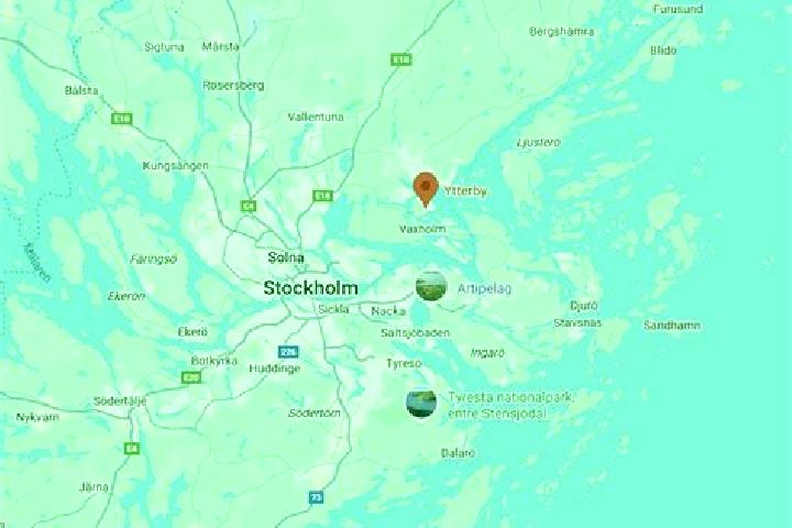 Ava, 23 — Escort in Ytterby, Aland Islands