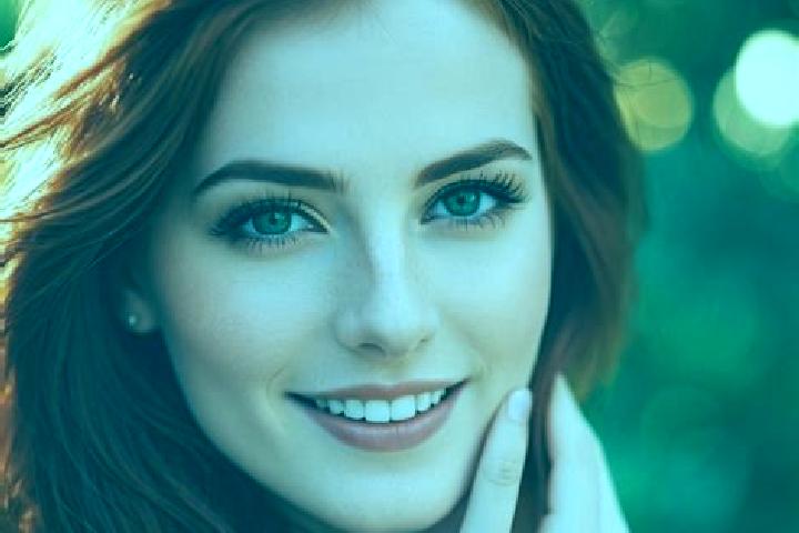 Ava, 24, a auburn amber-eyed caucasian companion based in Micheng. Offering Deep French Kissing, Massage, BDSM. Available for incall and outcall, day and eve...