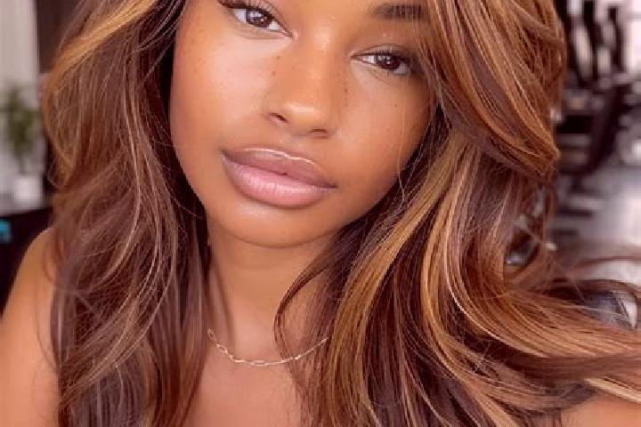 Ava, 24, a blonde dark-eyed mixed companion based in Al Qardahah. Offering Party Girl, GFE, Roleplay, Erotic Massage. Available for incall and outcall, overn...