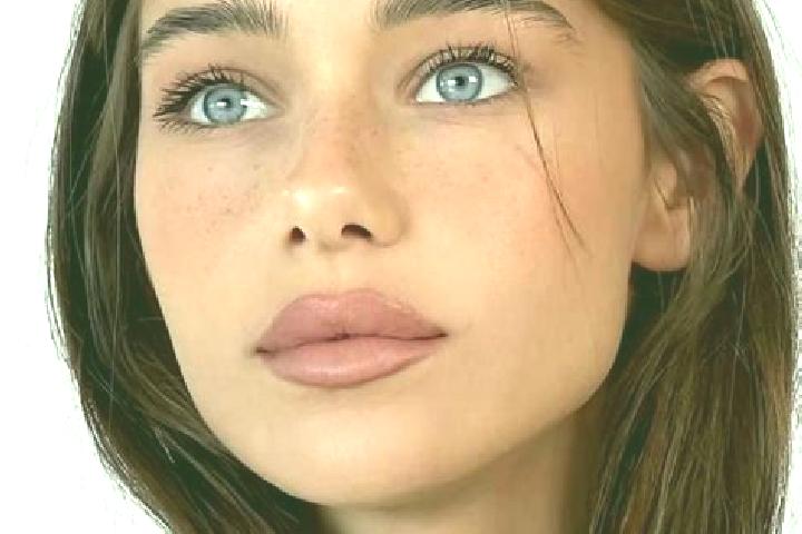 Ava, 24, a brunette grey-eyed european companion based in Hidis. Offering Erotic Massage, Striptease, Dinner Date, Duos. Available for incall and outcall, ov...