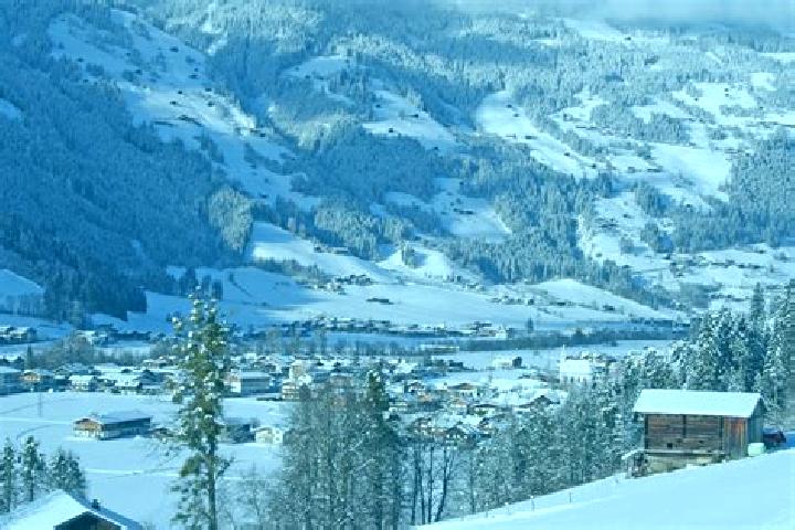 Ava, 24, a red brown-eyed mixed companion based in Ramsau im Zillertal. Offering CIM, Duos, Erotic Massage, Roleplay. Available for incall and outcall, day a...